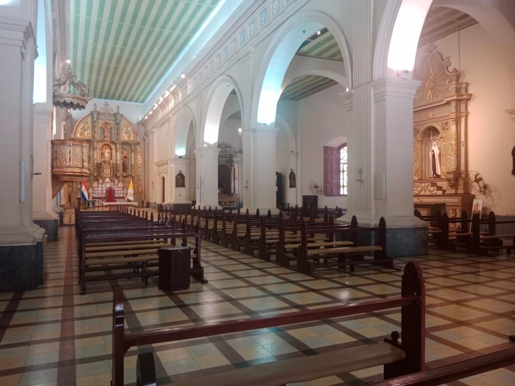 Interior catedral 2