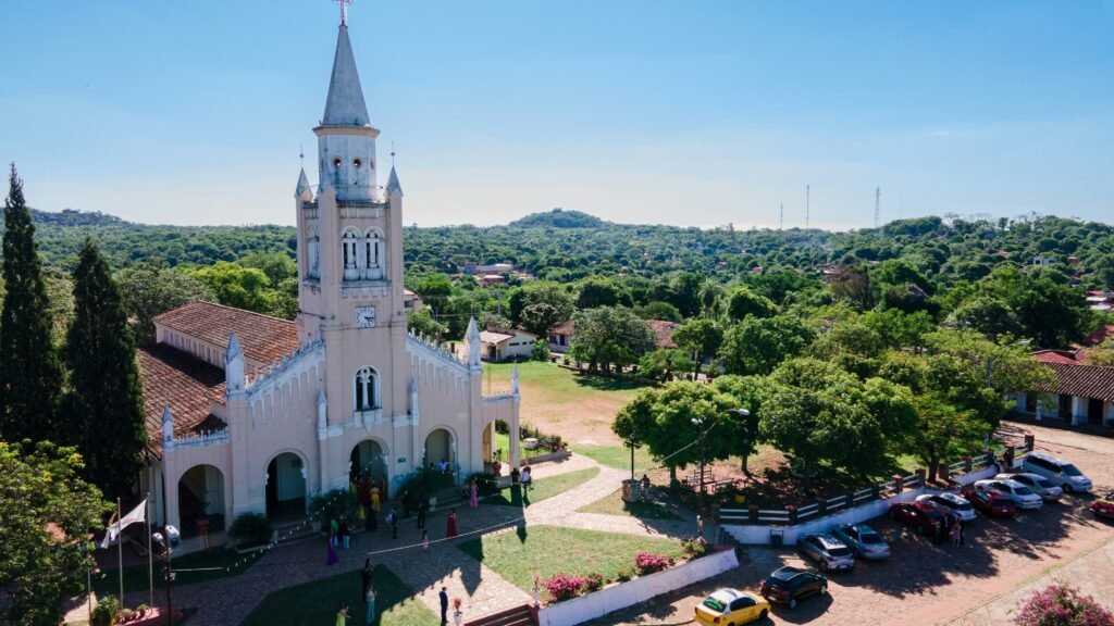 Iglesia Areguá